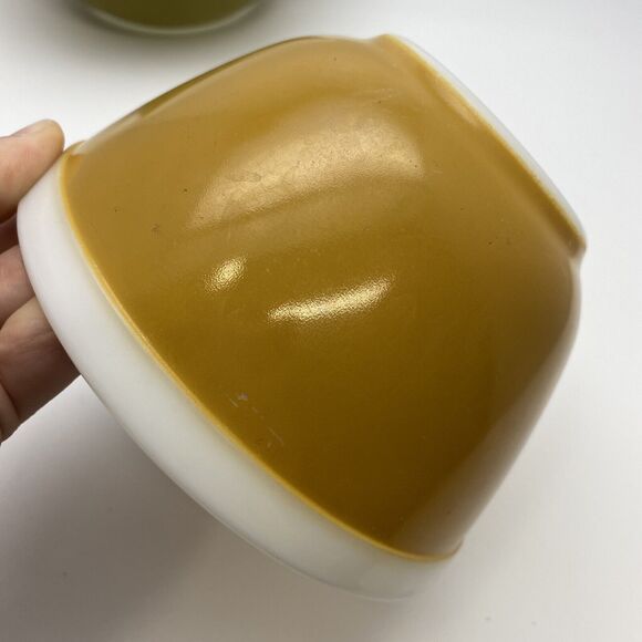 Vtg Pyrex Americana Brown 2 Mixing Bowls 401 402 Gold Olive Green White Rim - Picture 4 of 10